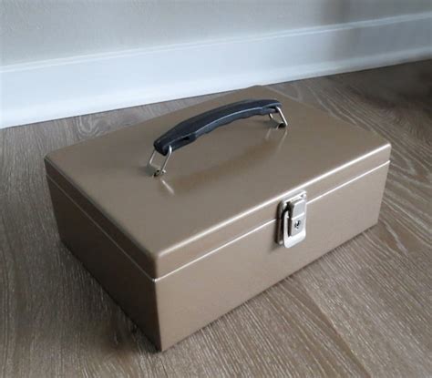 Metal Banker Box 